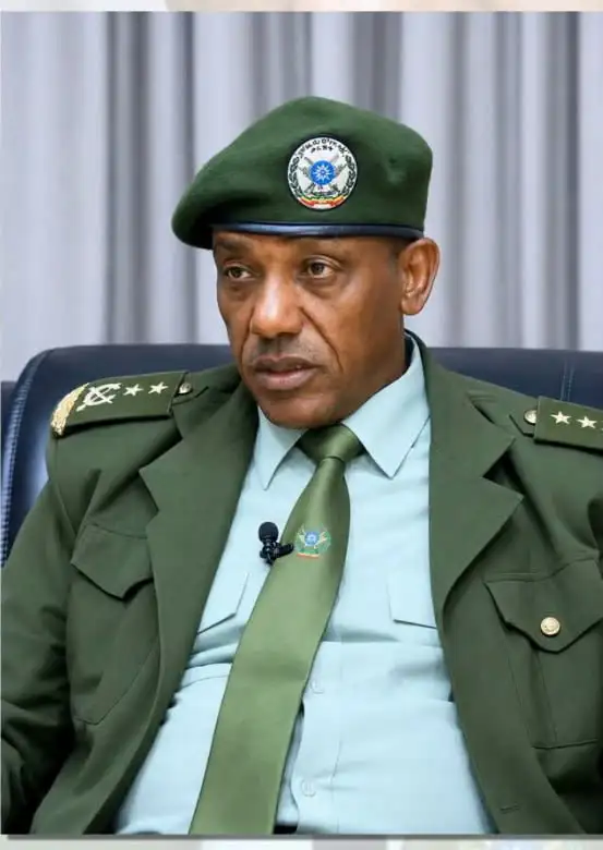 የትግራይ ክልላዊ መንግሥት ፖሊስ ኮሚሽነር ሆነው ሲያገለግሉ የነበሩት ሜጀር ጀኔራል ገብረ አድሃና የህወሓትን አጥፊ መንገድ በመቃወም ወደ ፌዴራል መንግሥት ገቡ