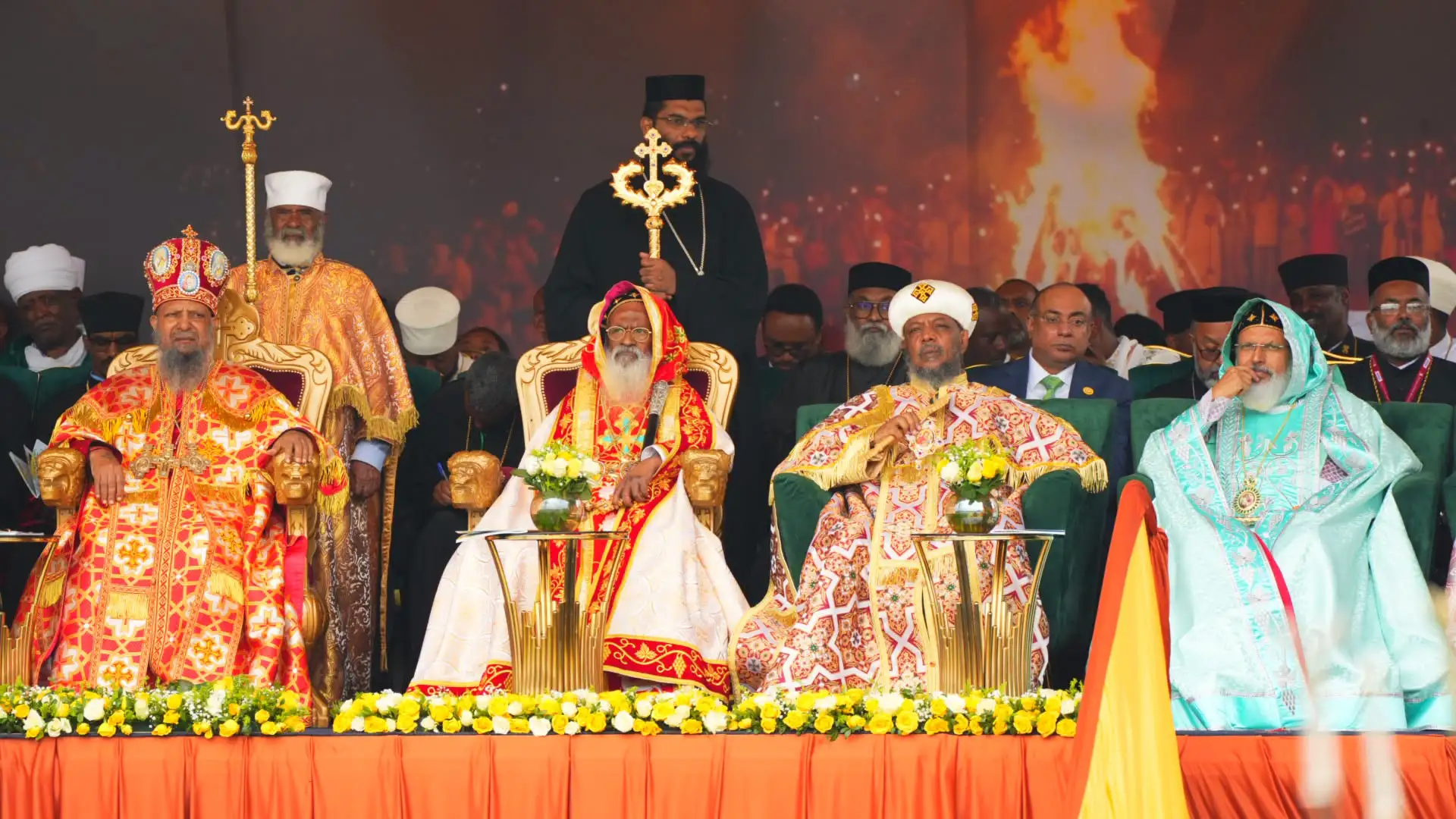 በመስቀል አደባባይ እየተከበረ የሚገኘው የመስቀል ደመራ በዓል ድባብ