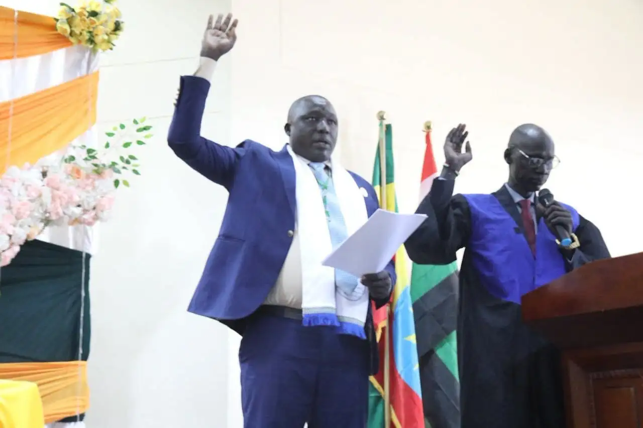 የጋምቤላ ክልል ምክር ቤት አቶ ይስሃቅ አብረሃምን  የክልሉ ምክር ቤት ዋና አፈጉባዔ አድርጎ ሰየመ