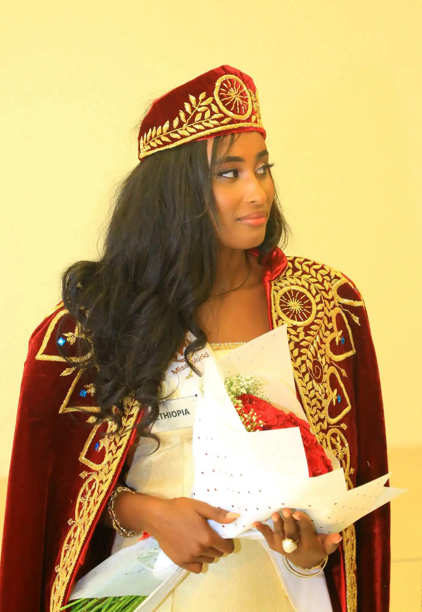 በ75ኛው የዓለም ቁንጅና ውድድር ኢትዮጵያን ወክላ የተሳተፈችው ሩት ይርጋለም ወደ ሀገሯ ስትመለስ አቀባበል ተደረገላት